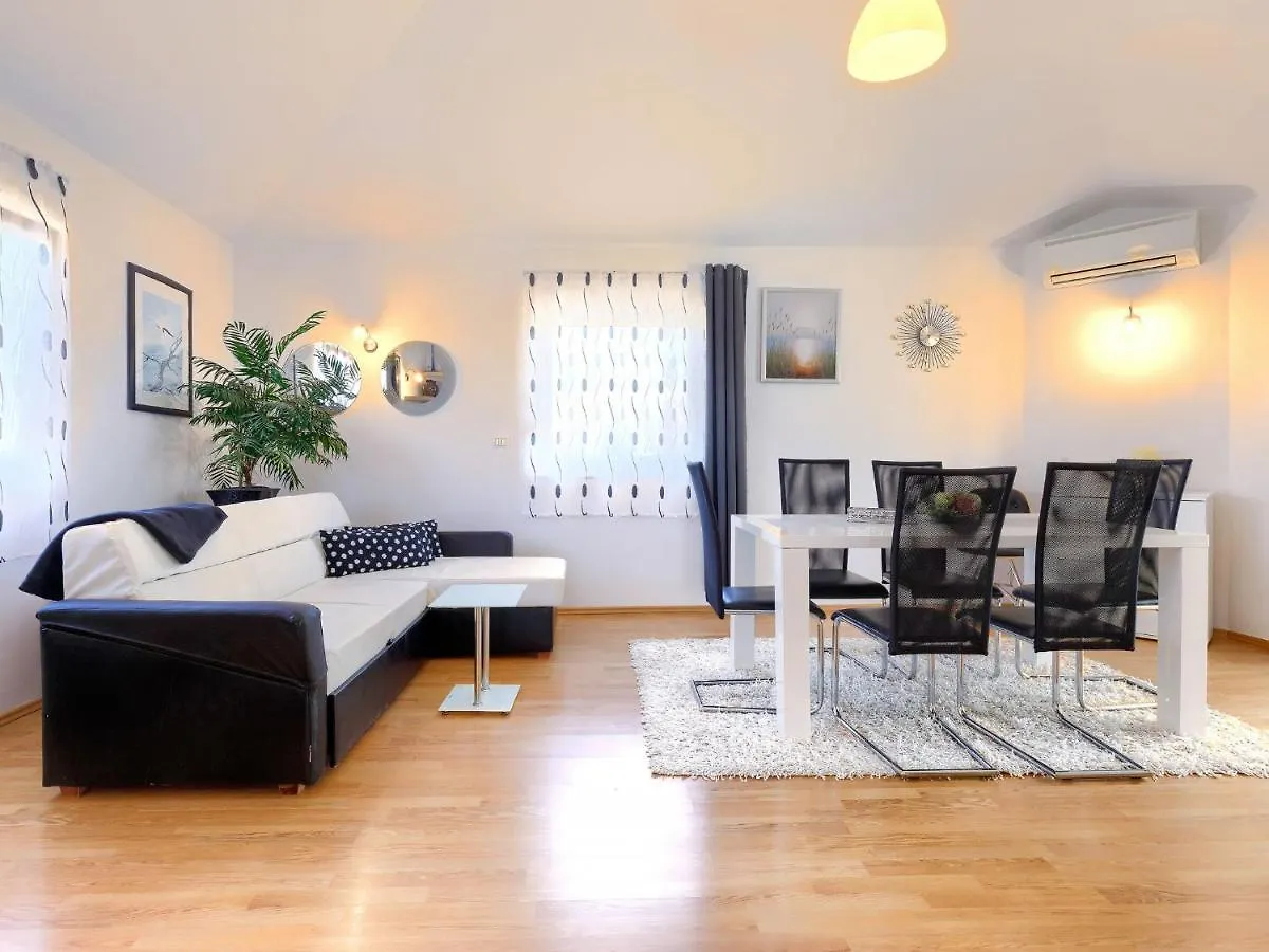 וודניאן Holiday Home Marija By Interhome 0*,